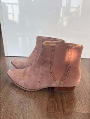 Joe’s Jeans Women’s Mica Chelsea Suede Leather Pink Booties SZ 7.5 EUR 38